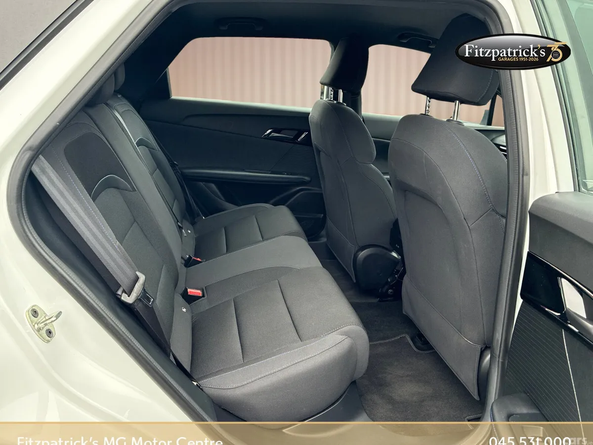 MG MG4 Hatchback, Electric, 2023, White