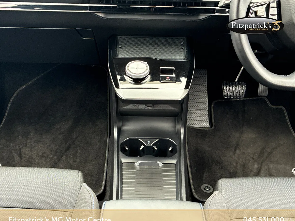 MG MG4 Hatchback, Electric, 2023, White