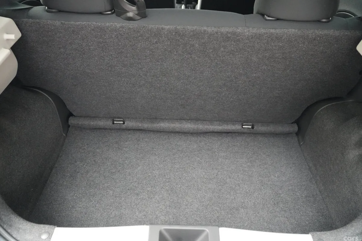 Nissan Micra Hatchback, Petrol, 2021, Silver