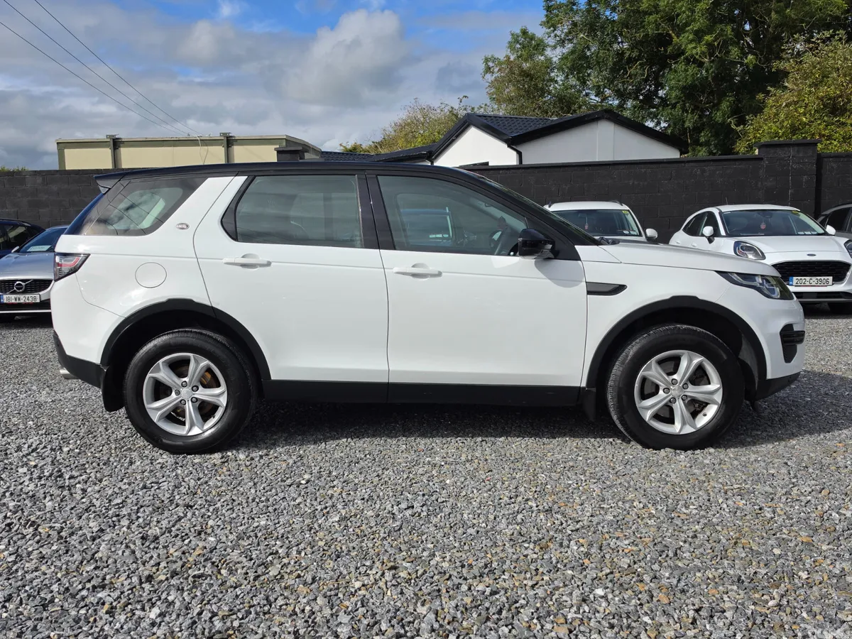 Land Rover Discovery Sport SUV, Diesel, 2015, White