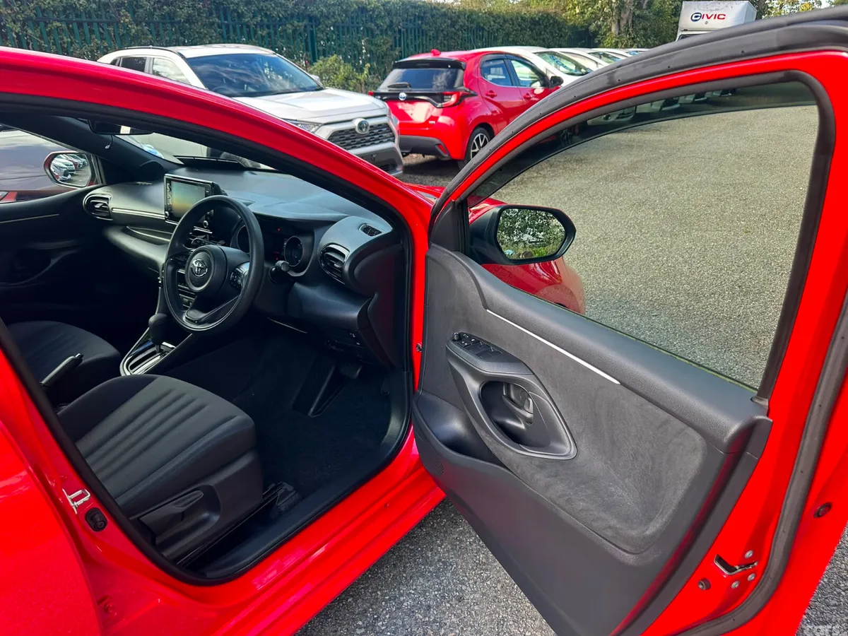 Toyota Yaris Hatchback, Petrol Hybrid, 2022, Red
