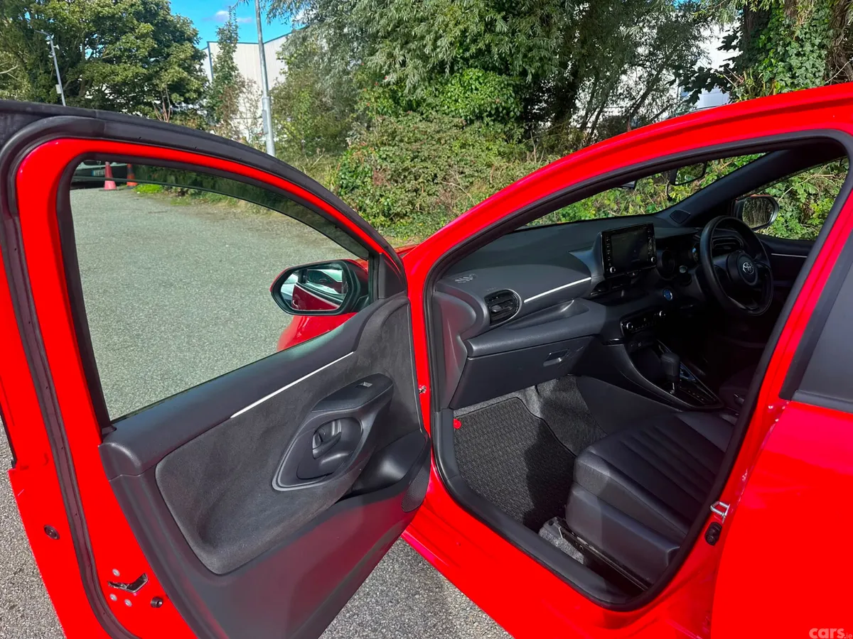 Toyota Yaris Hatchback, Petrol Hybrid, 2022, Red