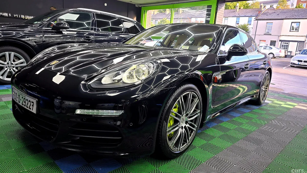 Porsche Panamera Hatchback, Petrol Plug-in Hybrid, 2016, Black