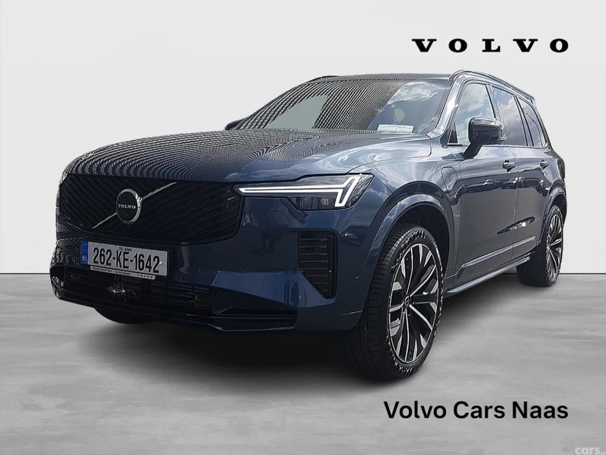 Volvo XC90 SUV, Petrol Plug-in Hybrid, 2026, Blue