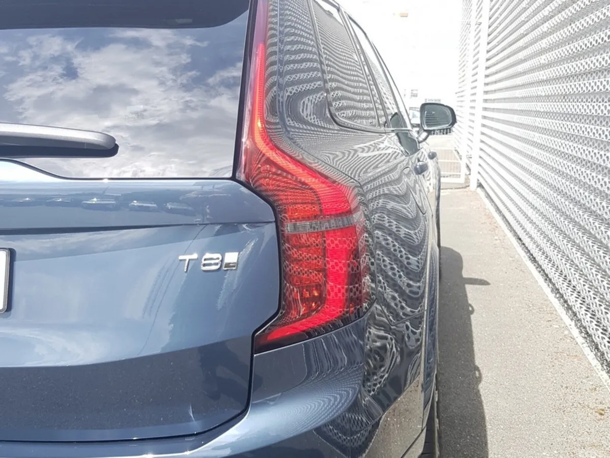 Volvo XC90 SUV, Petrol Plug-in Hybrid, 2026, Blue
