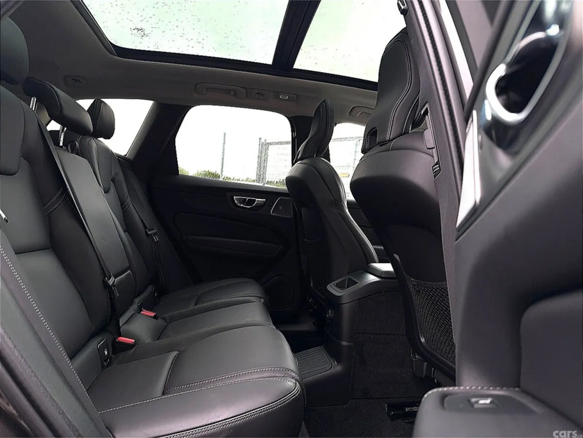 Volvo XC60 SUV, Petrol Plug-in Hybrid, 2025, Grey