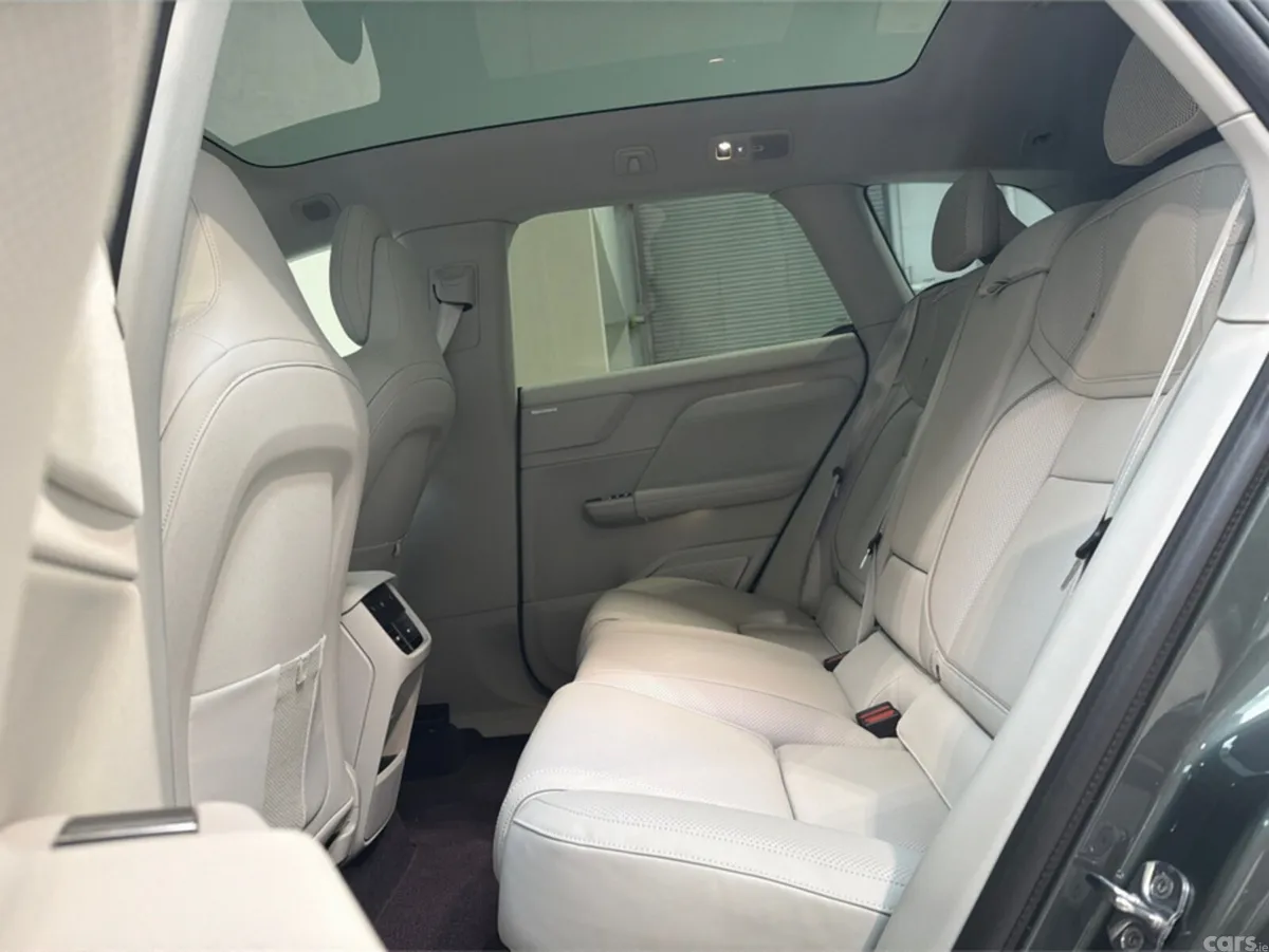 Volvo EX60 Estate, Electric, 2026, Green