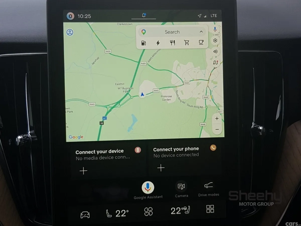 Volvo XC60 SUV, Petrol Plug-in Hybrid, 2026, Green