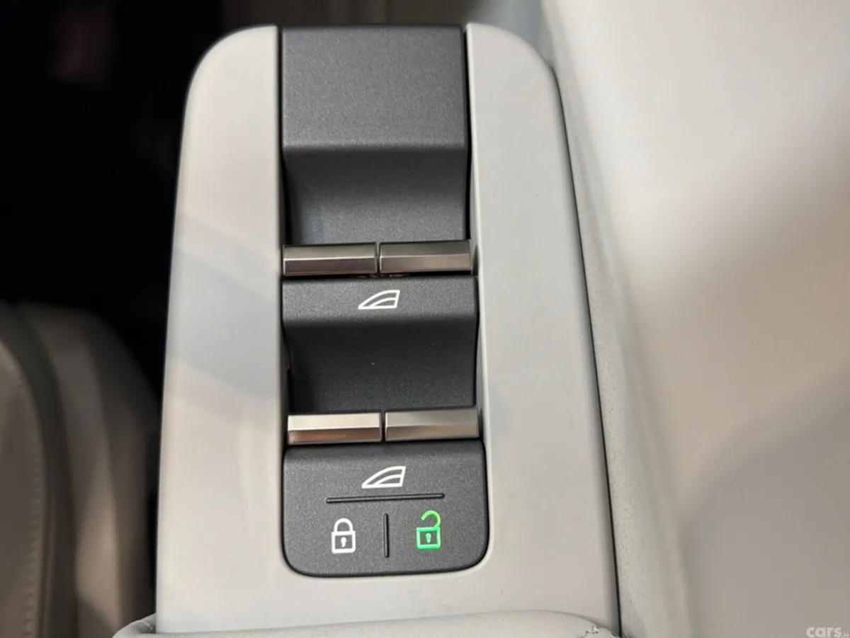 Volvo EX60 Estate, Electric, 2026, Green