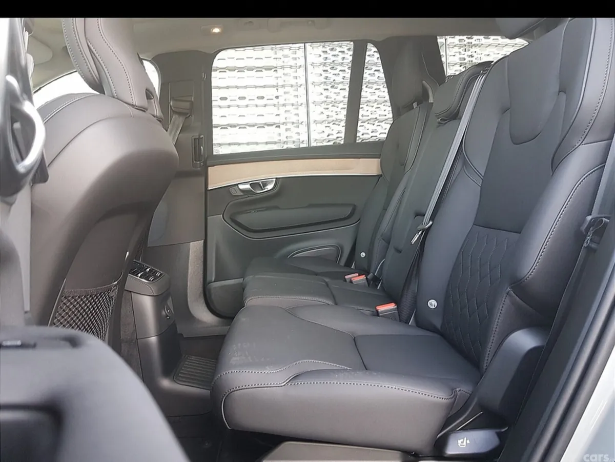 Volvo XC90 SUV, Petrol Plug-in Hybrid, 2026, Grey