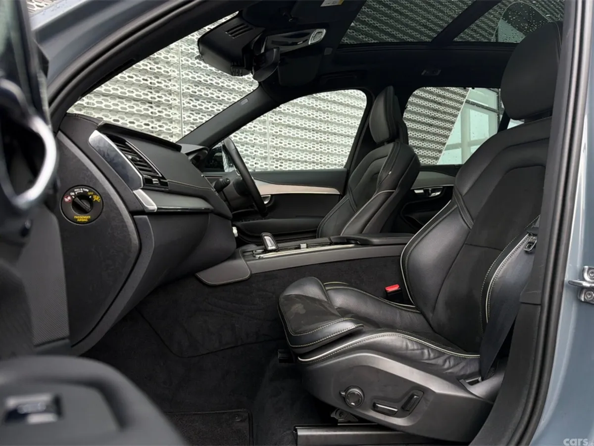 Volvo XC90 SUV, Petrol Plug-in Hybrid, 2021, Grey