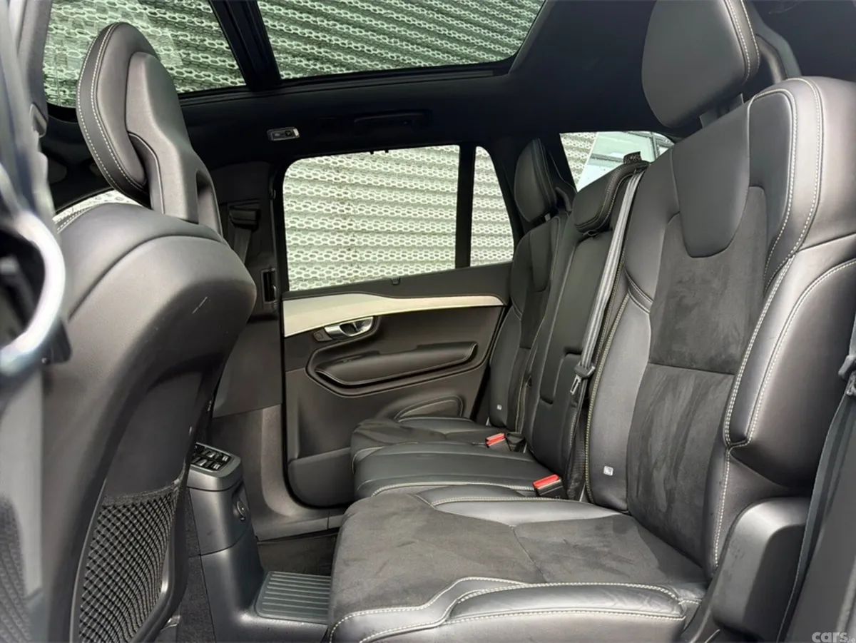 Volvo XC90 SUV, Petrol Plug-in Hybrid, 2021, Grey