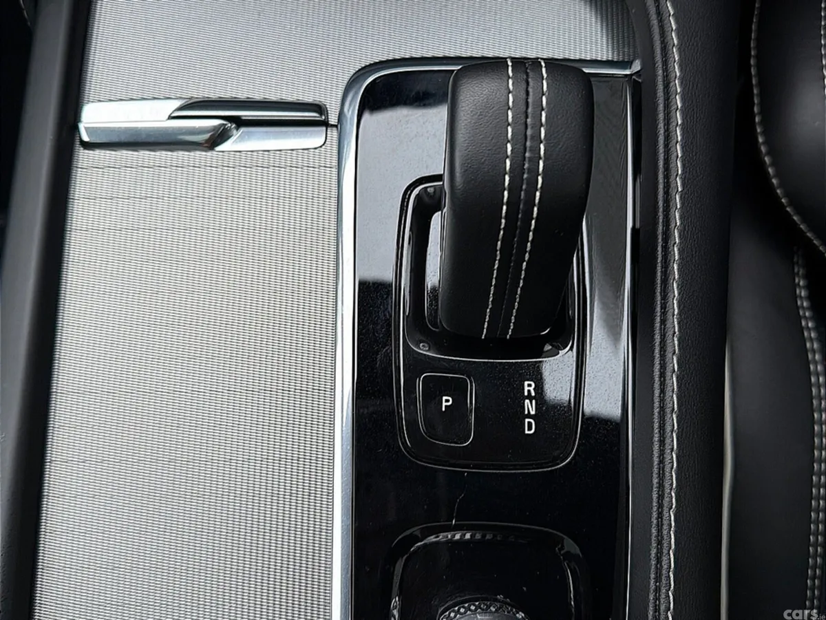 Volvo XC90 SUV, Petrol Plug-in Hybrid, 2021, Grey