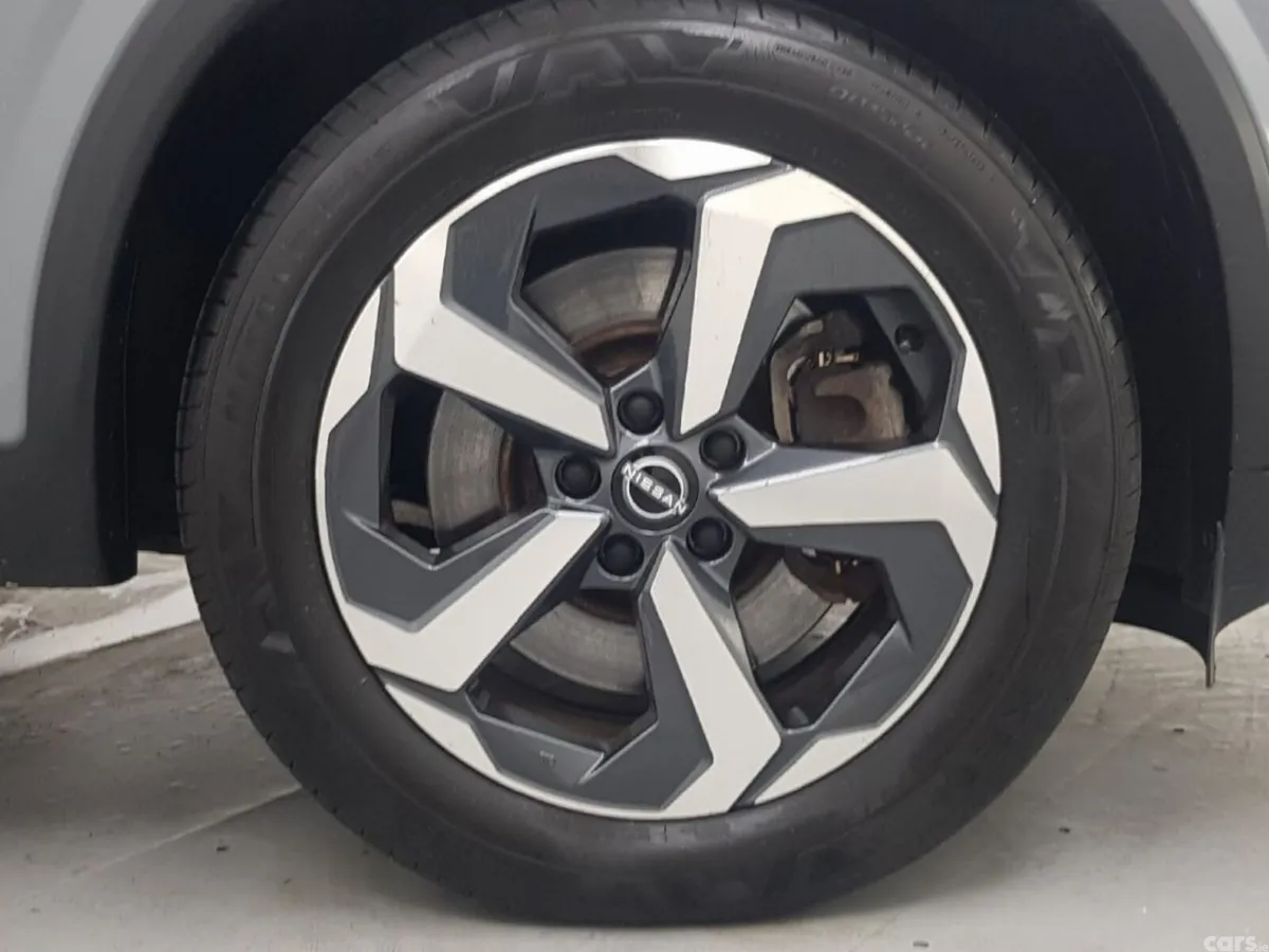 Nissan Qashqai MPV, Petrol Hybrid, 2023, Grey
