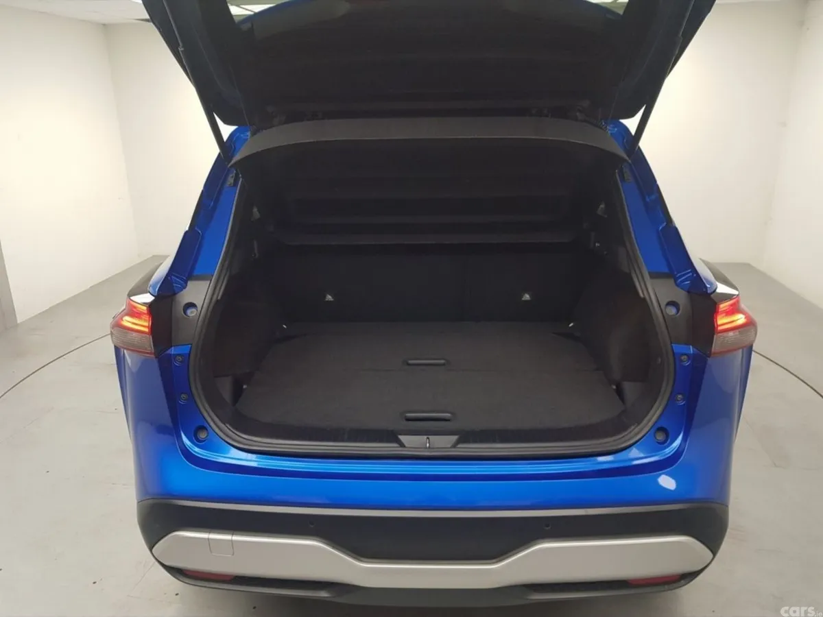 Nissan Qashqai MPV, Petrol, 2021, Blue