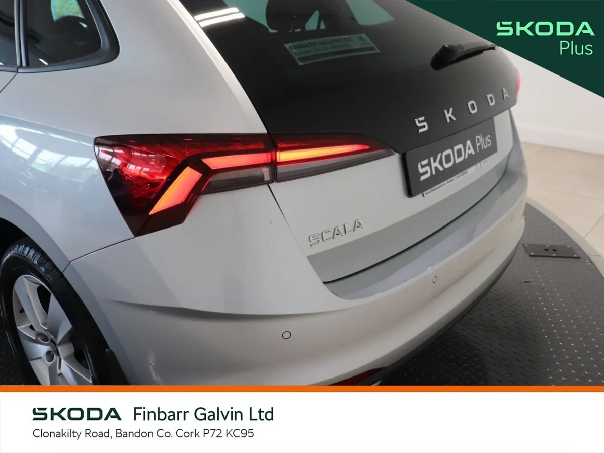 Skoda Scala Hatchback, Petrol, 2026, Grey