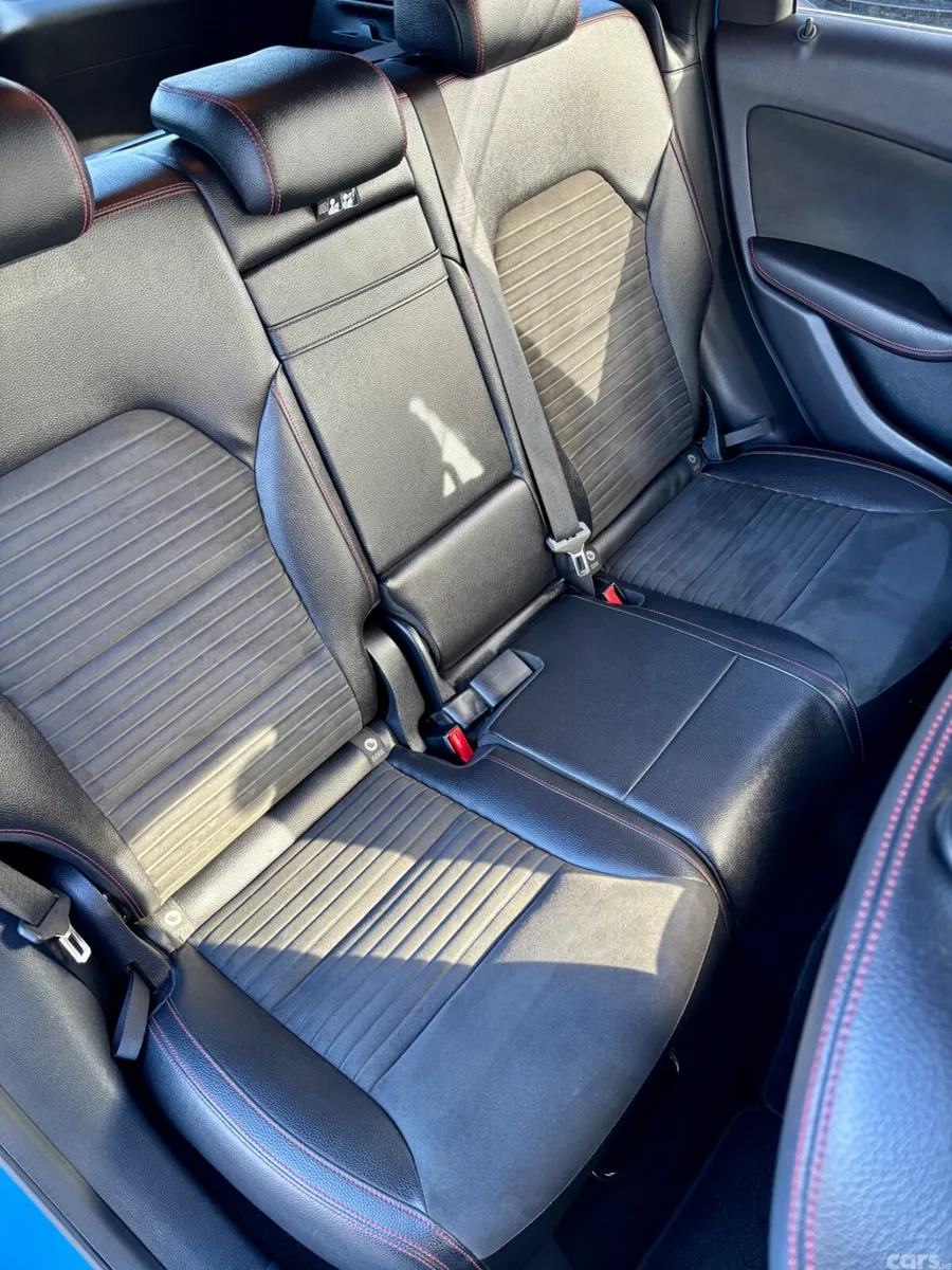 Mercedes-Benz B-Class MPV, Petrol, 2017, Blue