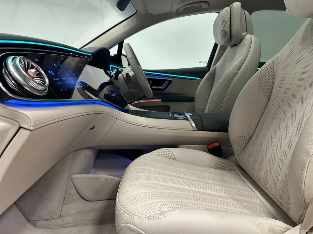 Mercedes-Benz EQS SUV, Electric, 2026, Blue