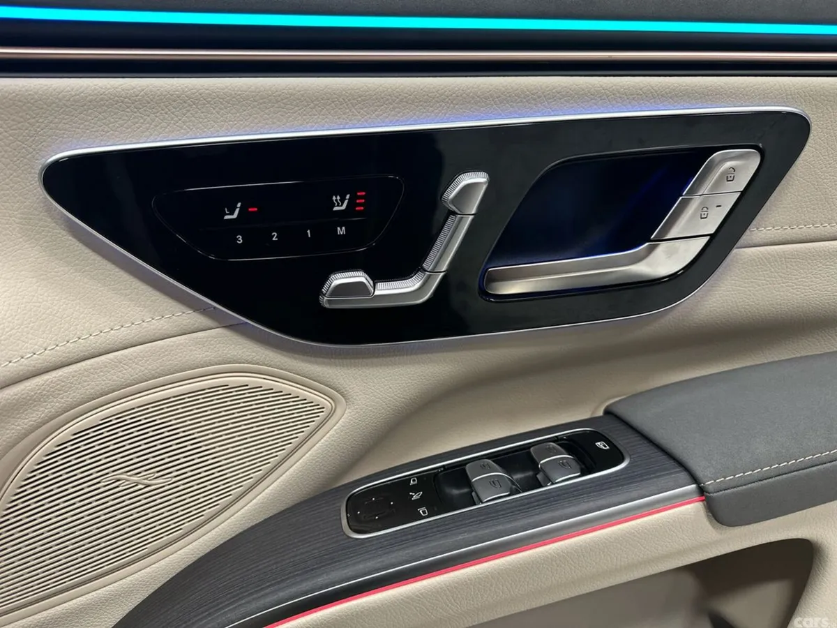 Mercedes-Benz EQS SUV, Electric, 2026, Blue