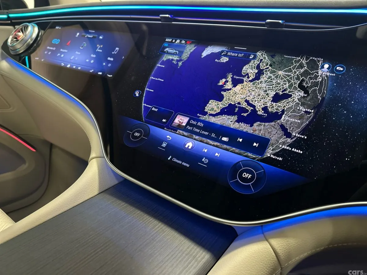 Mercedes-Benz EQS SUV, Electric, 2026, Blue