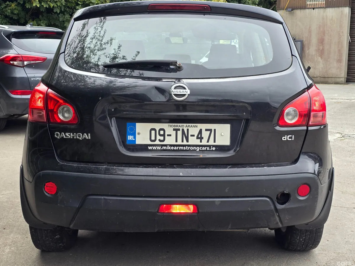 Nissan Qashqai Hatchback, Diesel, 2009, Black