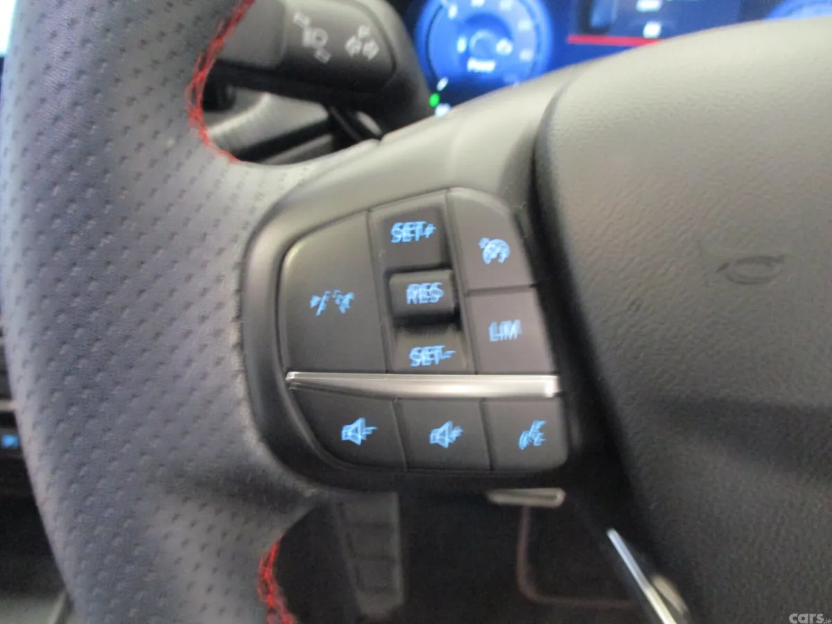 Ford Kuga SUV, Petrol Plug-in Hybrid, 2025, White