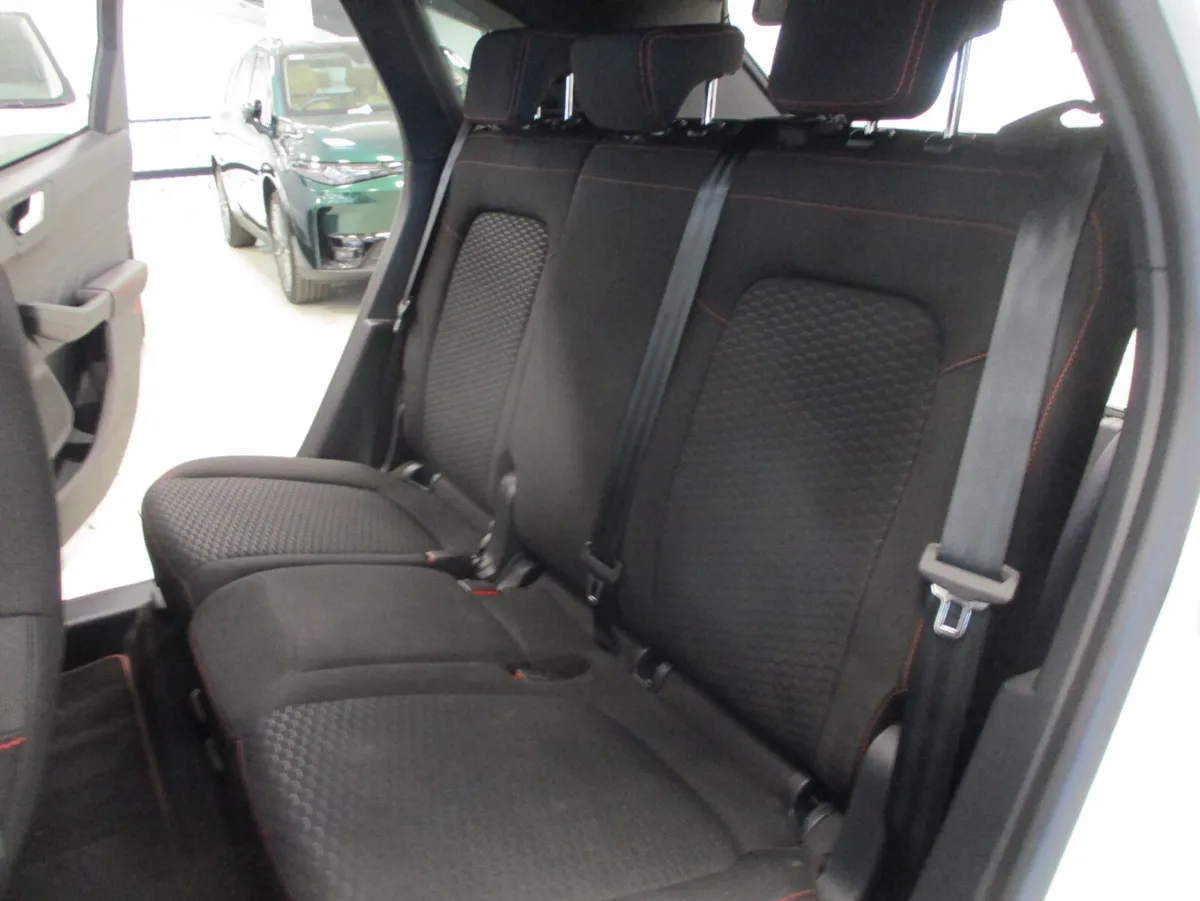 Ford Kuga SUV, Petrol Plug-in Hybrid, 2025, White