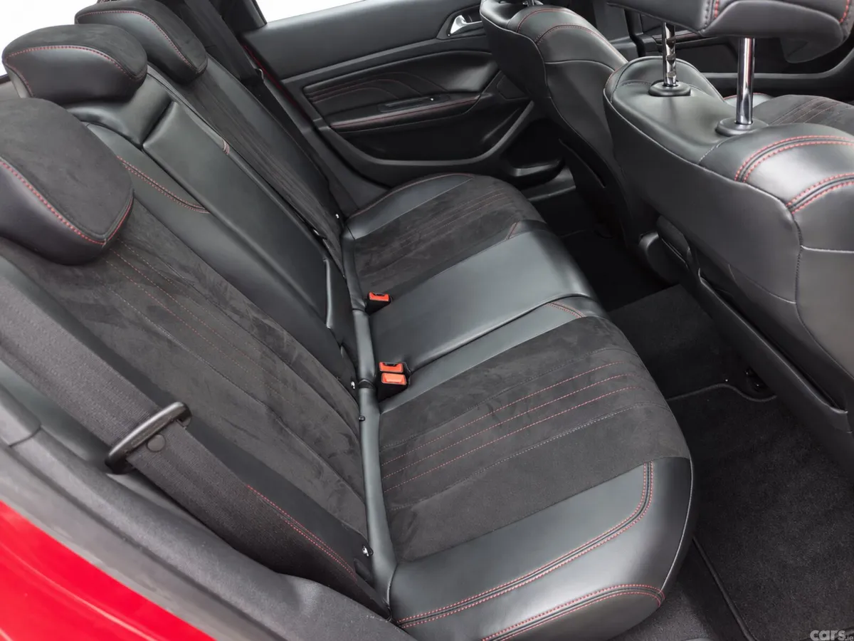Peugeot 308 Estate, Diesel, 2018, Red
