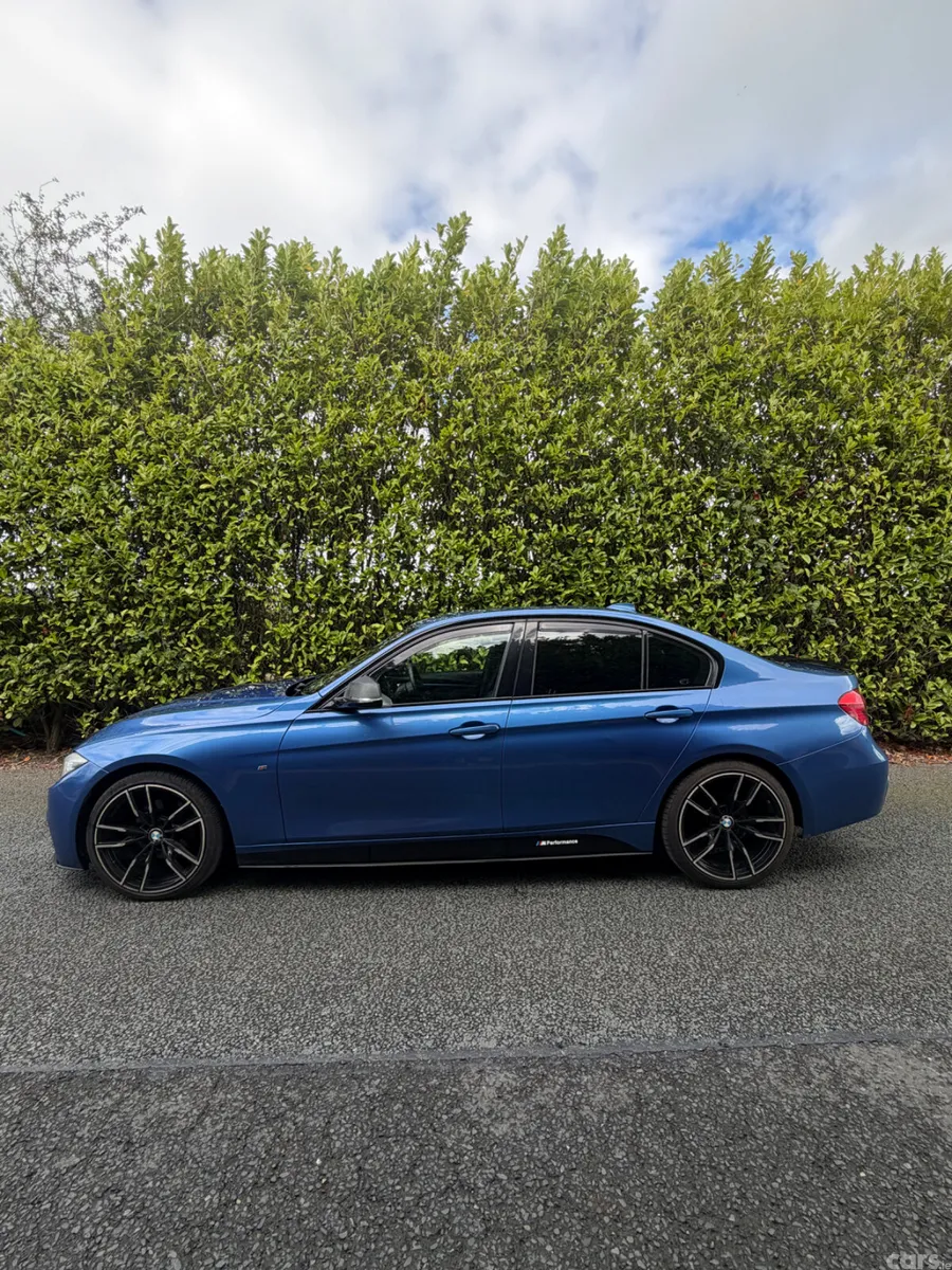 BMW 3-Series Saloon, Diesel, 2017, Blue