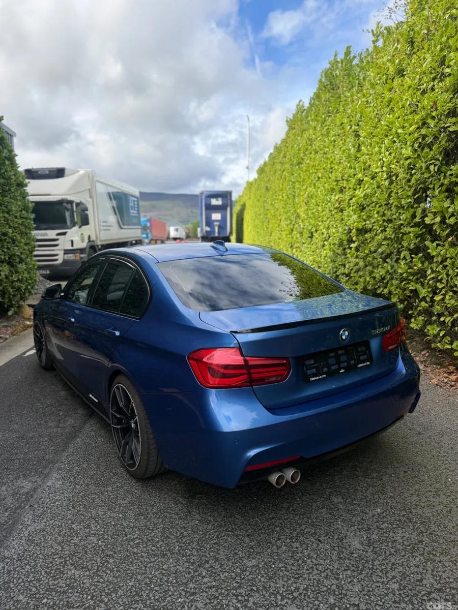 BMW 3-Series Saloon, Diesel, 2017, Blue