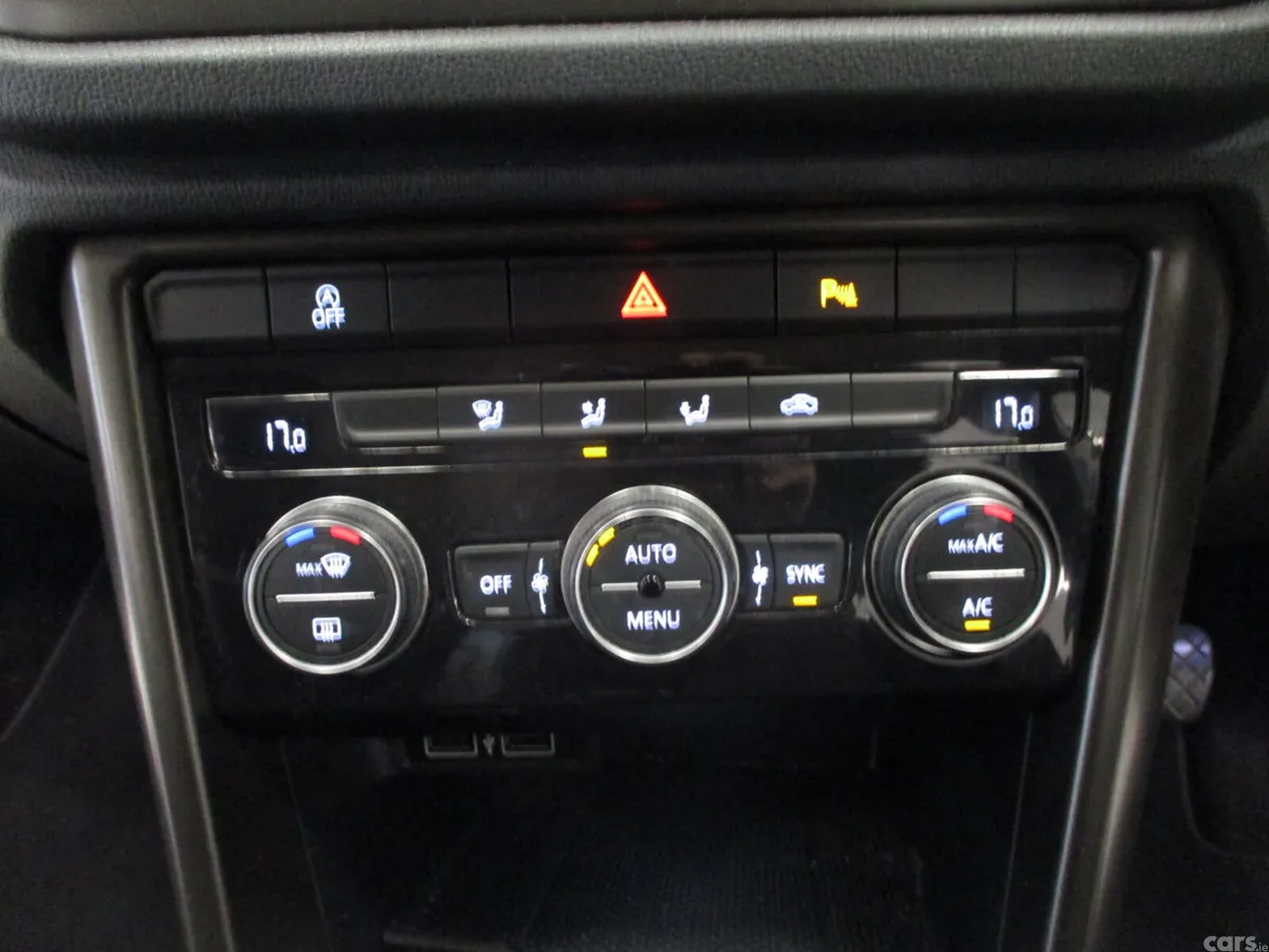 Volkswagen T-Roc SUV, Diesel, 2019, Black