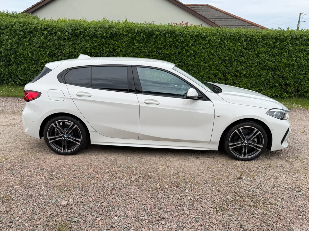 BMW 1-Series Hatchback, Petrol, 2020, White