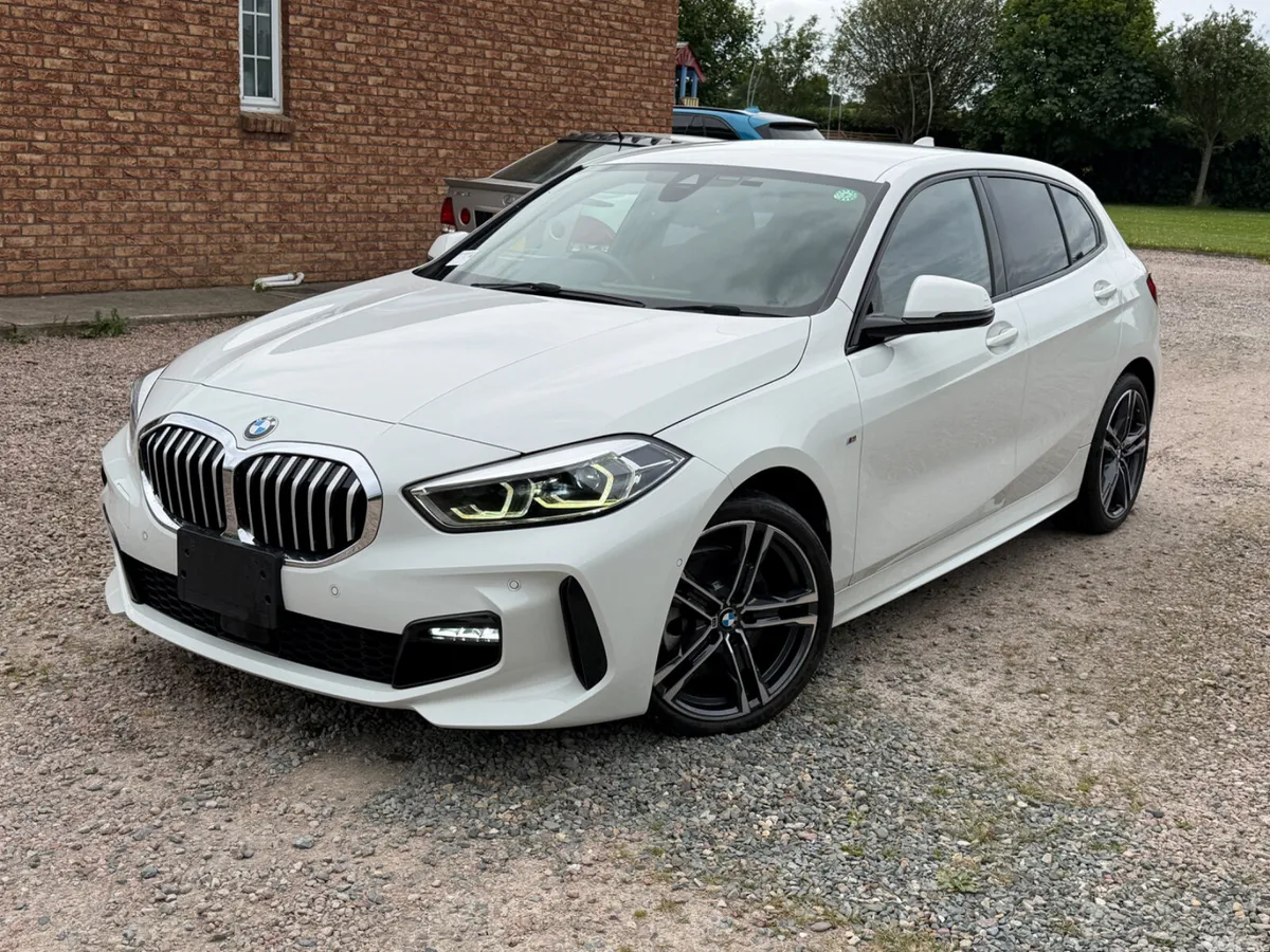 BMW 1-Series Hatchback, Petrol, 2020, White