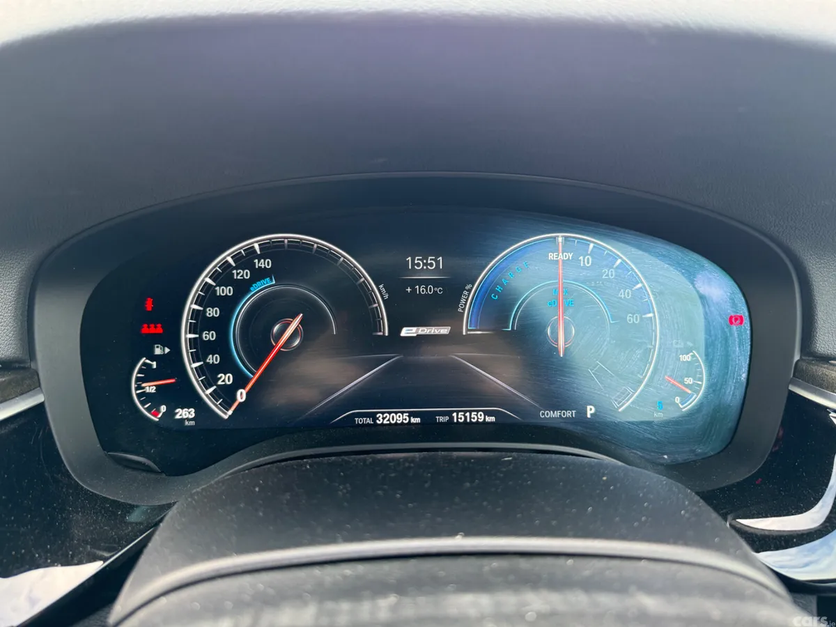 BMW 5-Series Saloon, Petrol Plug-in Hybrid, 2020, Grey
