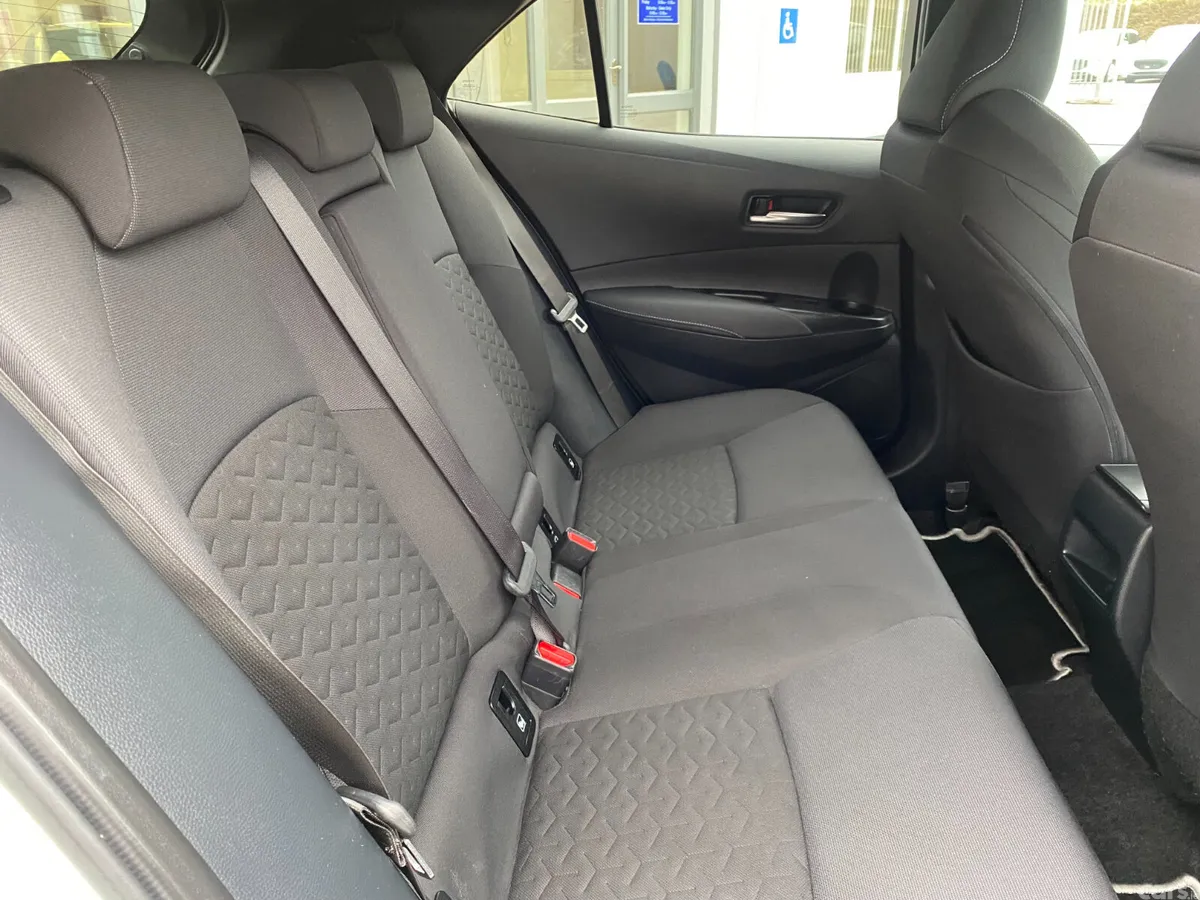 Toyota Corolla Hatchback, Petrol Hybrid, 2019, White