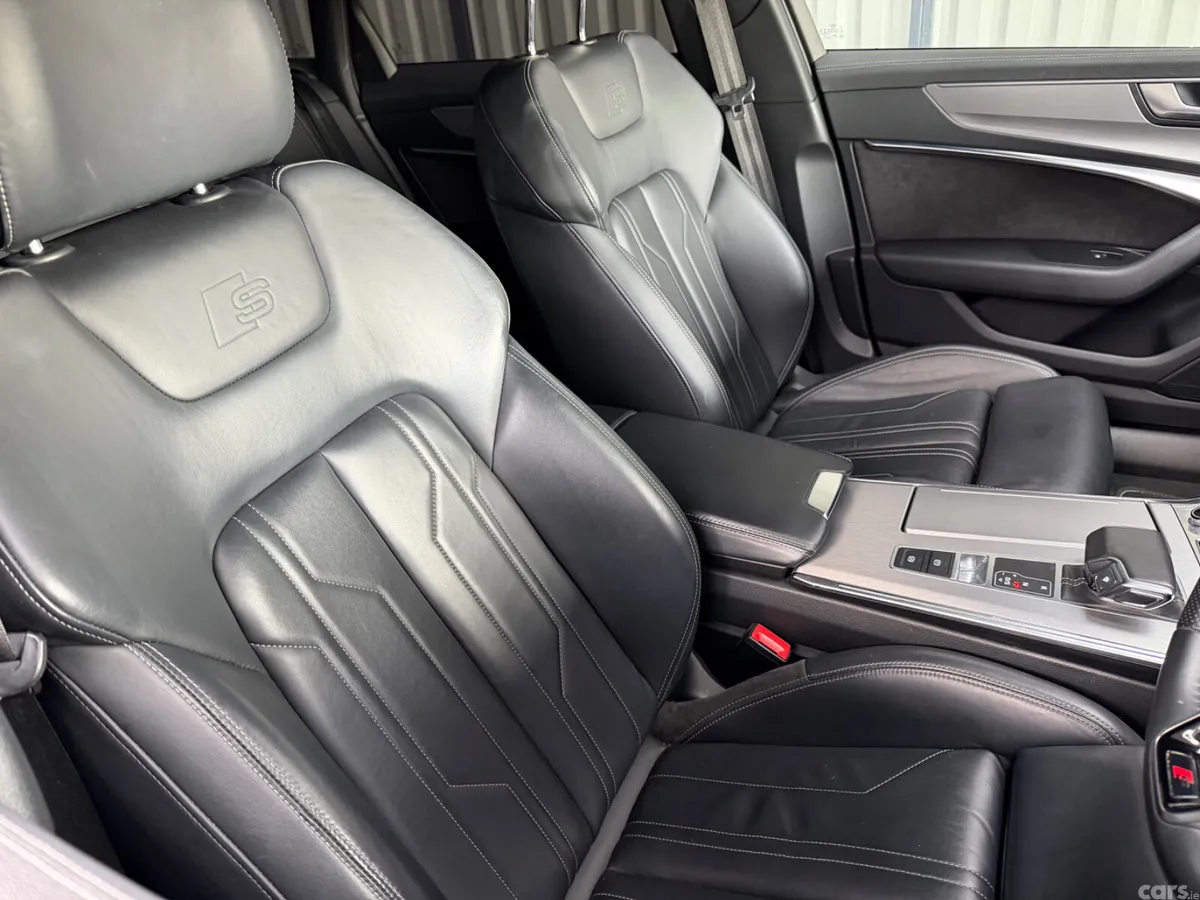 Audi A6 Saloon, Diesel, 2019, Blue