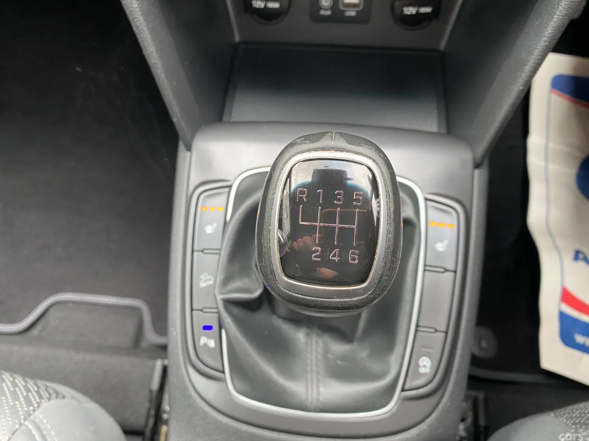 Hyundai KONA MPV, Petrol, 2018, Grey