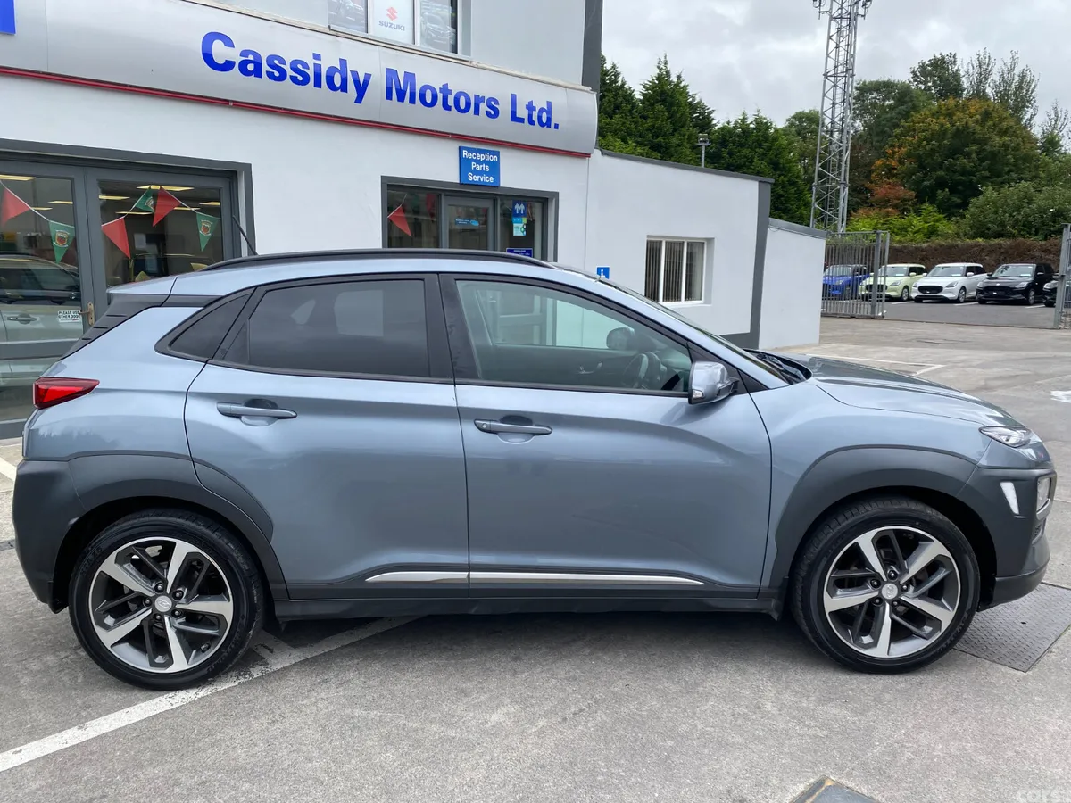 Hyundai KONA MPV, Petrol, 2018, Grey