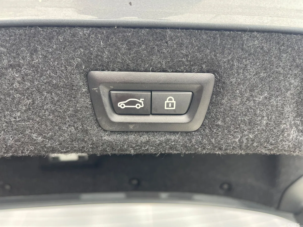 BMW 5-Series Saloon, Petrol Plug-in Hybrid, 2020, Grey