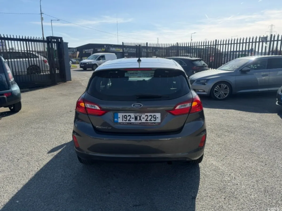Ford Fiesta Hatchback, Petrol, 2019, Grey