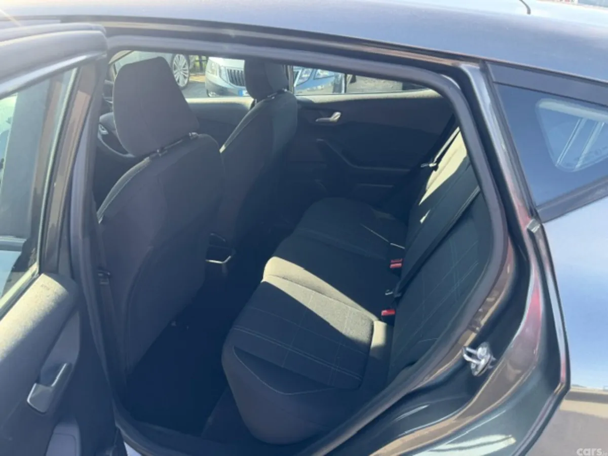 Ford Fiesta Hatchback, Petrol, 2019, Grey