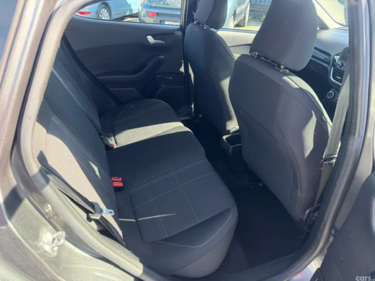 Ford Fiesta Hatchback, Petrol, 2019, Grey