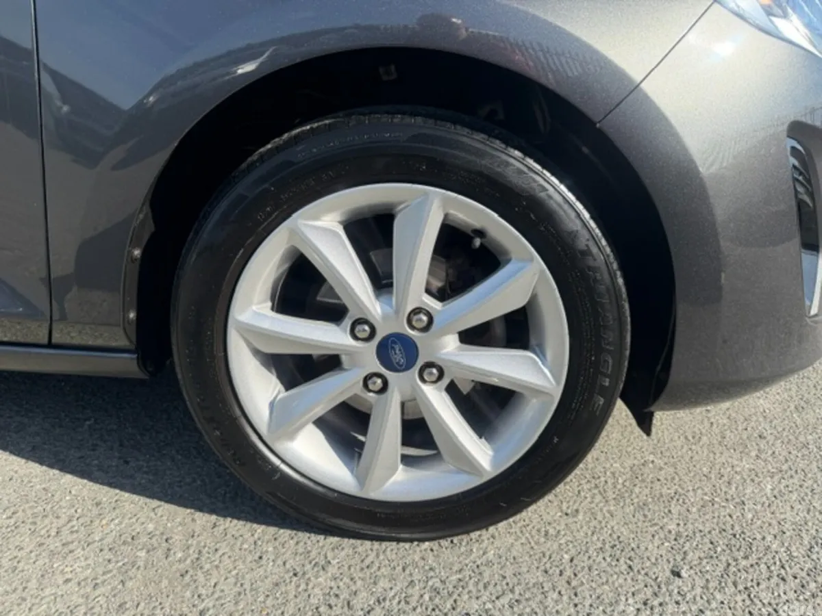 Ford Fiesta Hatchback, Petrol, 2019, Grey