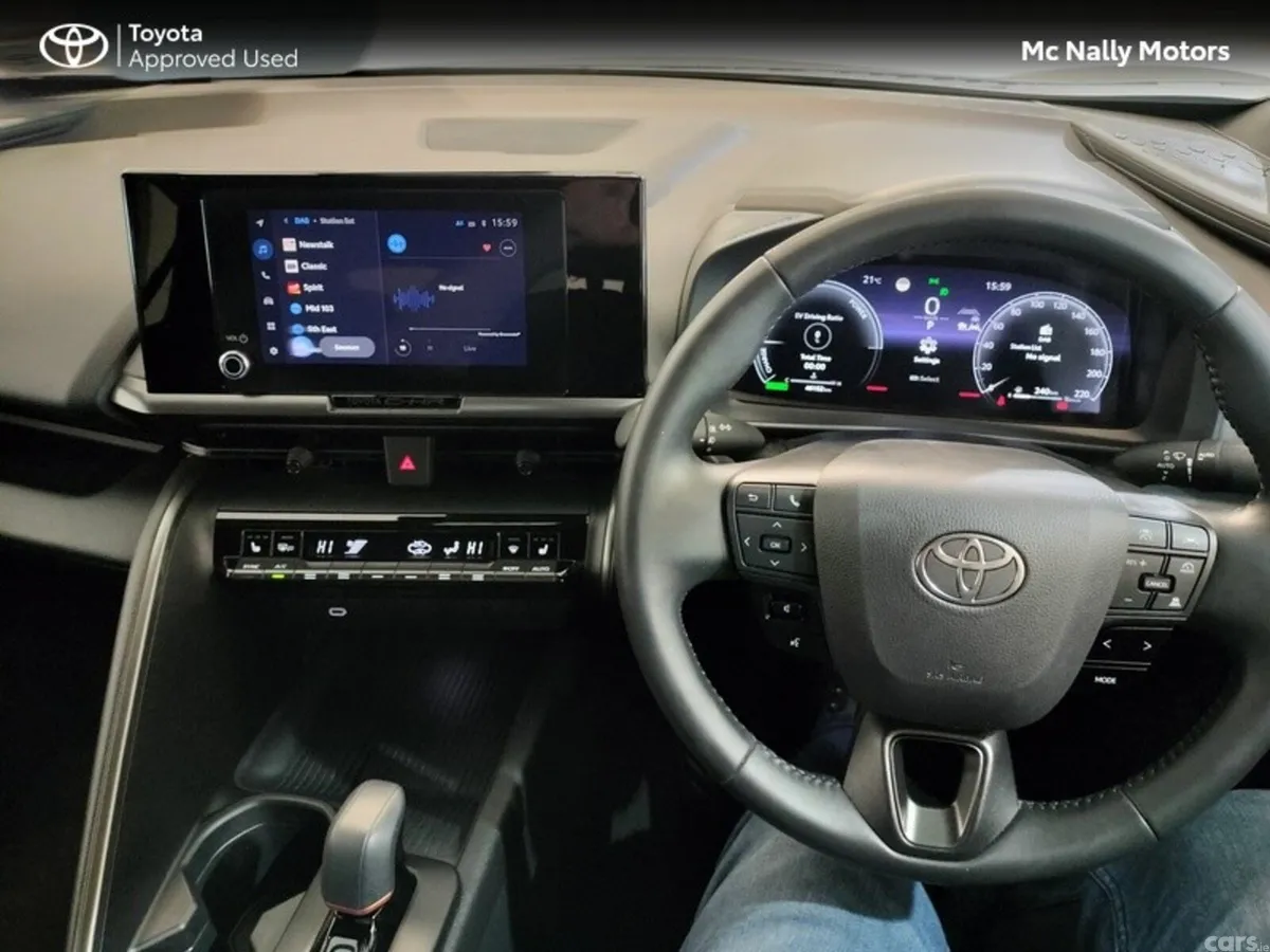 Toyota C-HR SUV, Petrol Hybrid, 2024, Blue