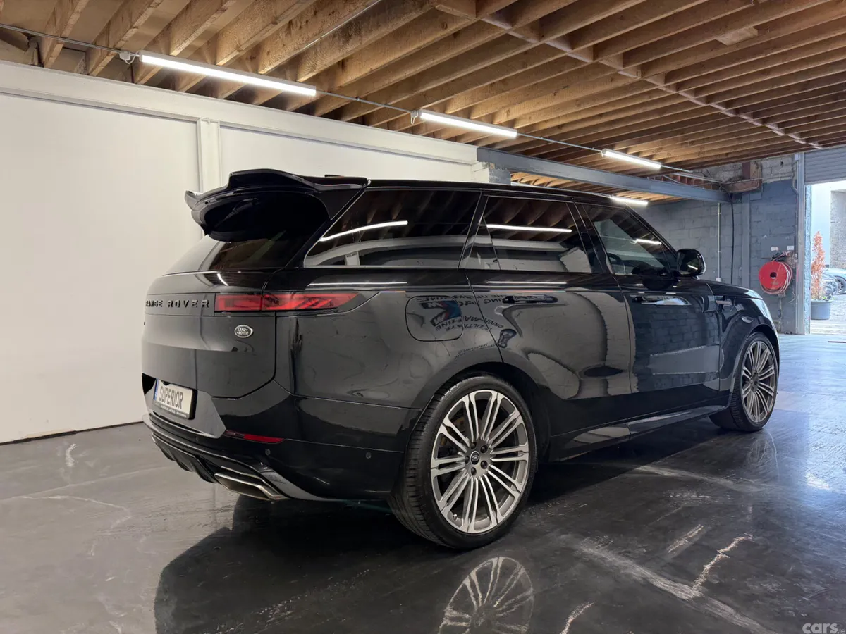 Land Rover Range Rover SUV, Petrol Hybrid, 2023, Black