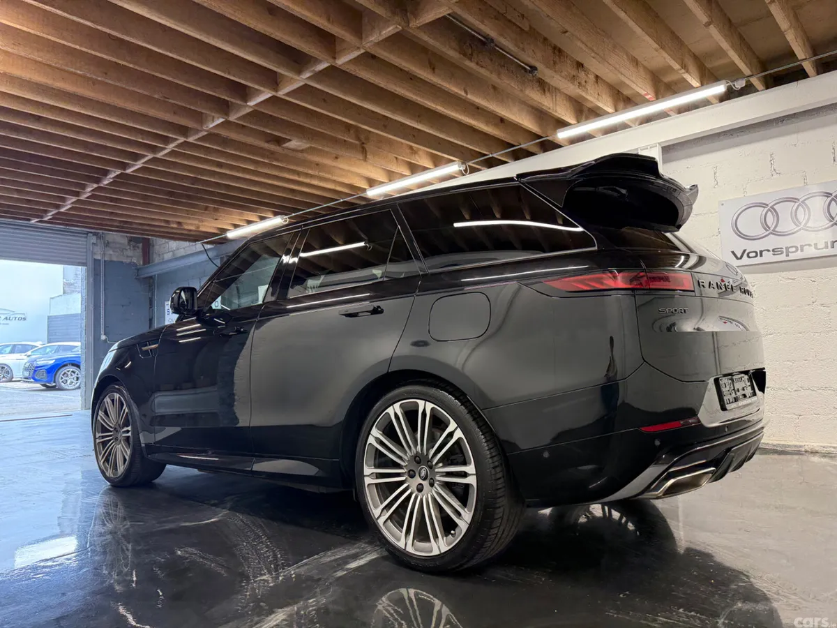Land Rover Range Rover SUV, Petrol Hybrid, 2023, Black