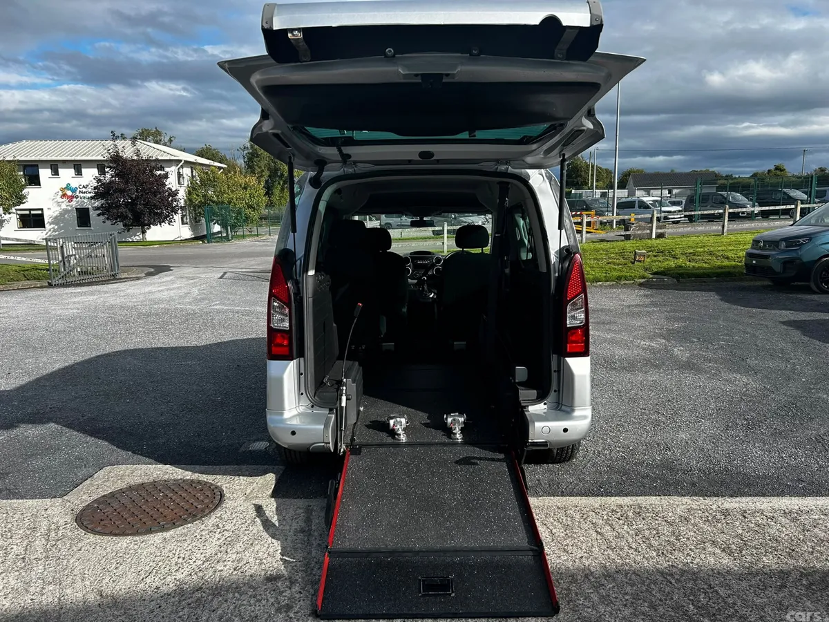 Peugeot Partner MPV, Diesel, 2018, Silver