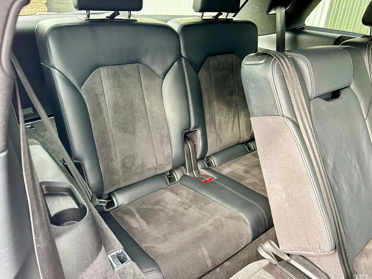 Audi Q7 SUV, Diesel, 2015, Black