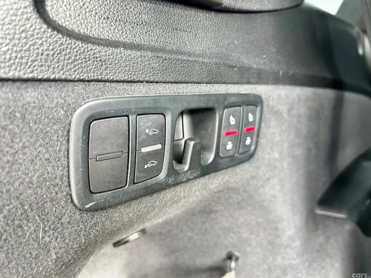 Audi Q7 SUV, Diesel, 2015, Black