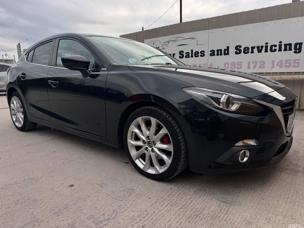 Mazda Mazda3 Hatchback, Diesel, 2015, Black